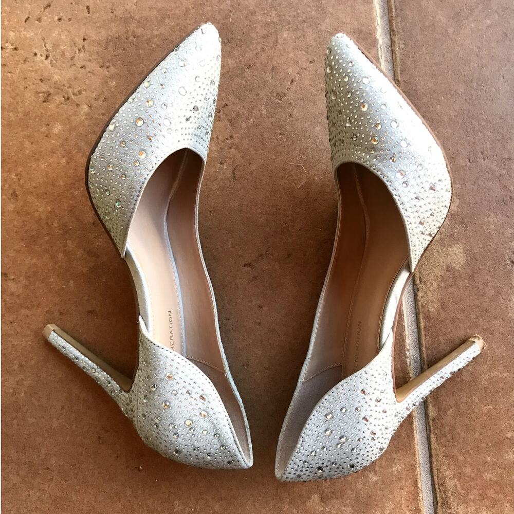 BCBGeneration Dove Gray Crystal Encrusted Sparkly Stiletto Heel Pumps size 8 - Picture 8 of 12